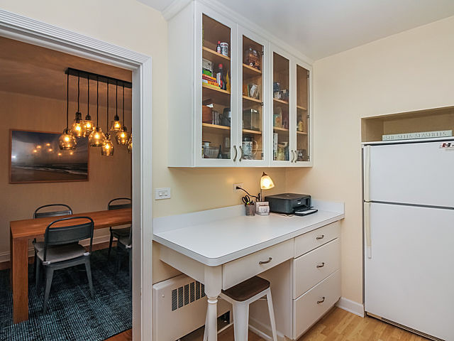 2543 Bennett Avenue, Unit 2 Evanston, IL 60201 - Photo 6 of 13
