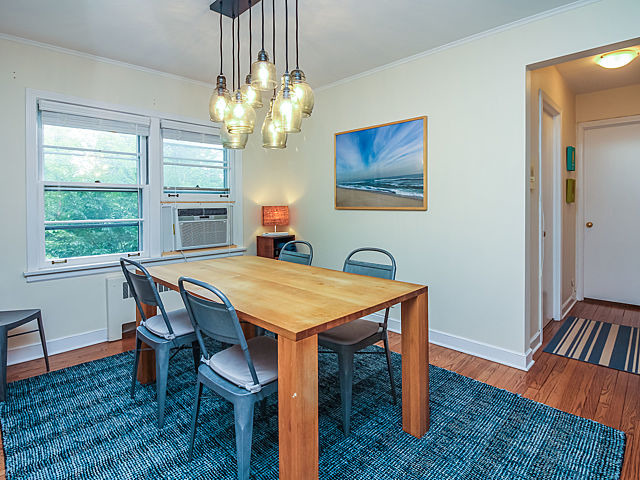 2543 Bennett Avenue, Unit 2 Evanston, IL 60201 - Photo 8 of 13
