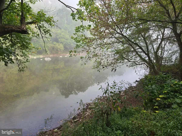 $180,000 | 3165 Springfield Pike, Springfield, WV 26763