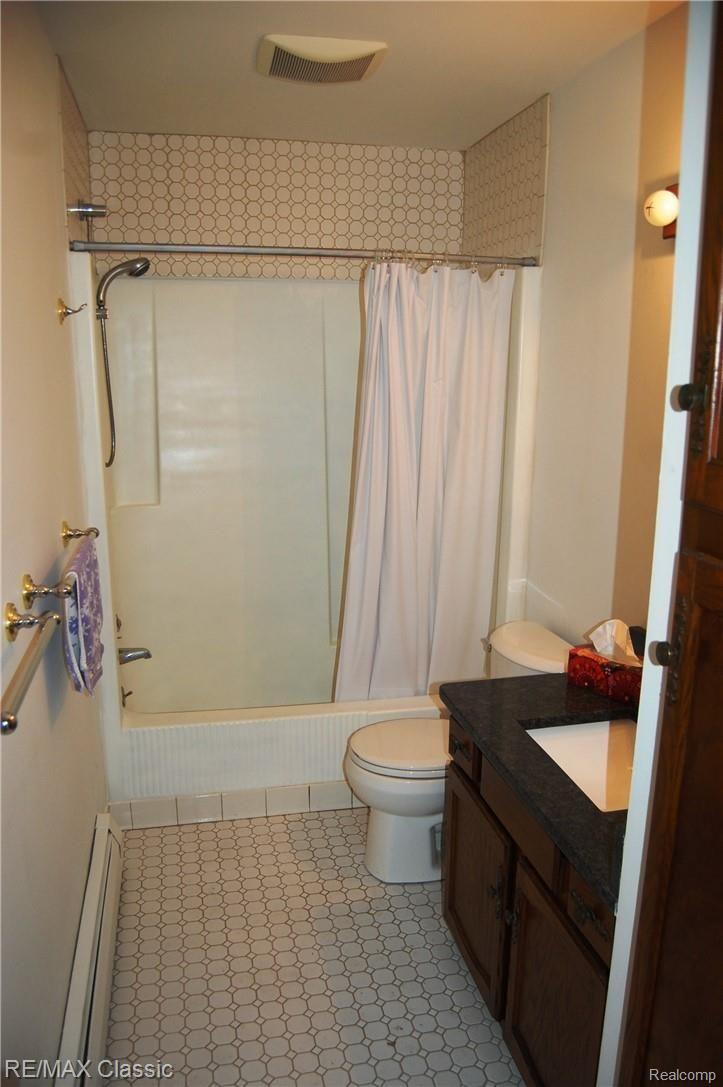 2378 Noble Road Oxford, MI 48370 - Photo 13 of 16 2019-02-21 19.04