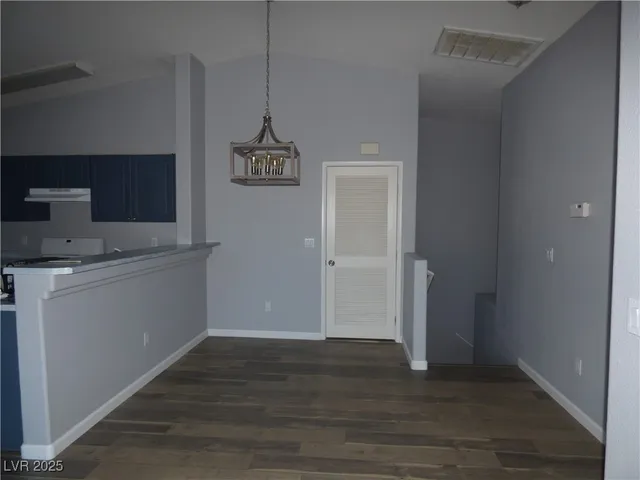 $1,575 | 9353 Leaping Deer Place, Unit 101, Las Vegas, NV 89178