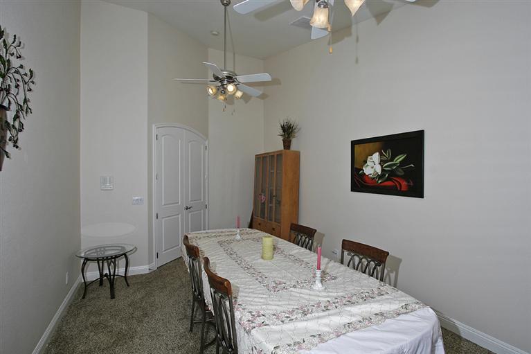 2416 Rodeo Street Selma, CA 93662 - Photo 13 of 99 Gallery Image 13