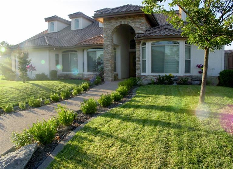 2416 Rodeo Street Selma, CA 93662 - Photo 35 of 99 Front view of home
