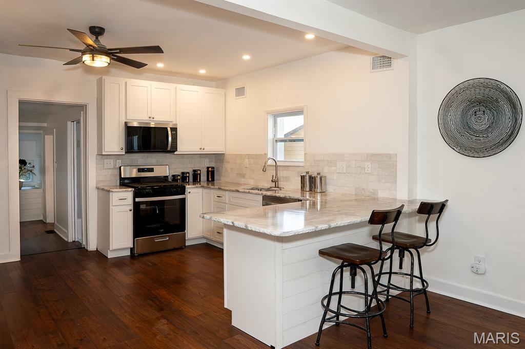 218 Magnolia Avenue Waterloo, IL 62298 - Photo 9 of 47