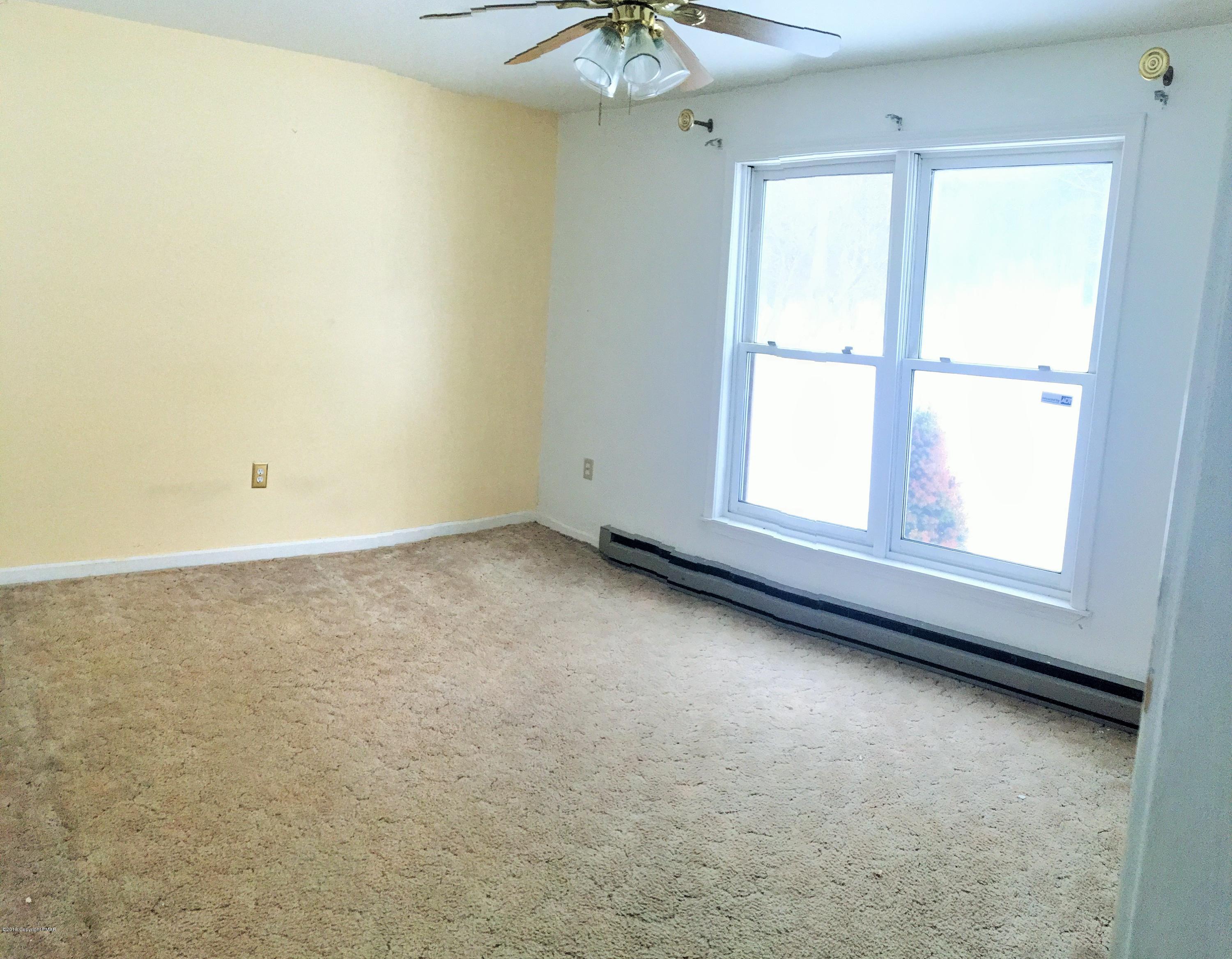 225 Ryan Road Blakeslee, PA 18610 - Photo 6 of 10 Photo Feb 19, 1 58 20 PM