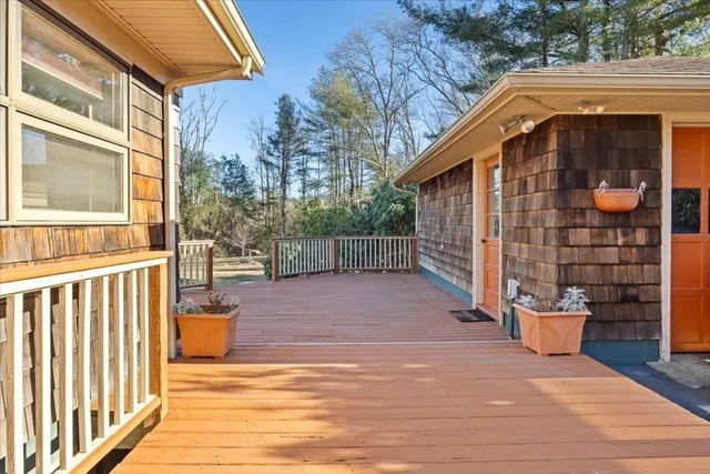 $450,000 | 5 Freetown Street, Lakeville, MA 02347