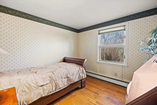 $450,000 | 5 Freetown Street, Lakeville, MA 02347