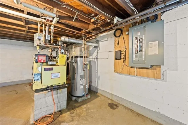 $450,000 | 5 Freetown Street, Lakeville, MA 02347