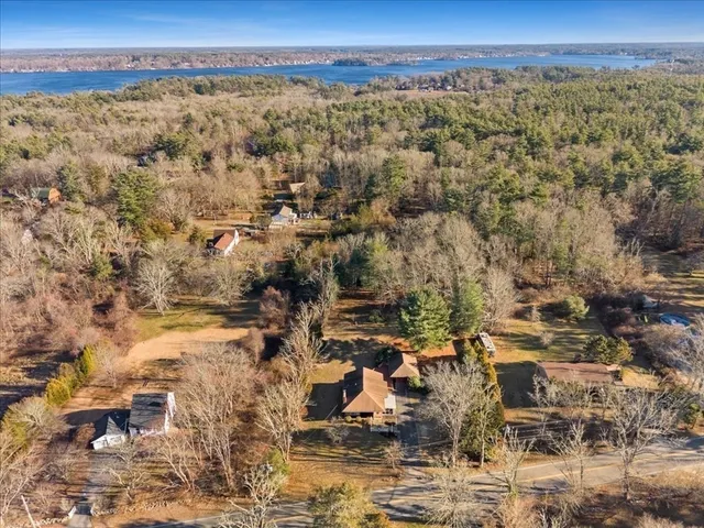 $450,000 | 5 Freetown Street, Lakeville, MA 02347