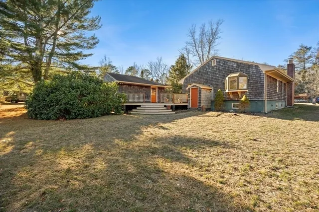 $450,000 | 5 Freetown Street, Lakeville, MA 02347