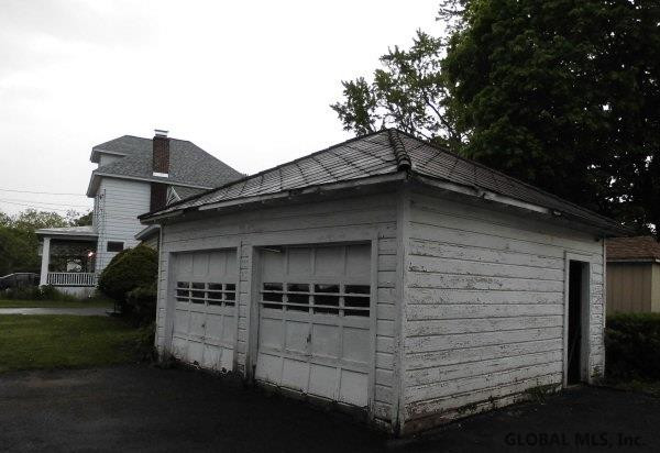 1727 Rugby Road Schenectady, NY 12309 - Photo 18 of 18 Photo 18