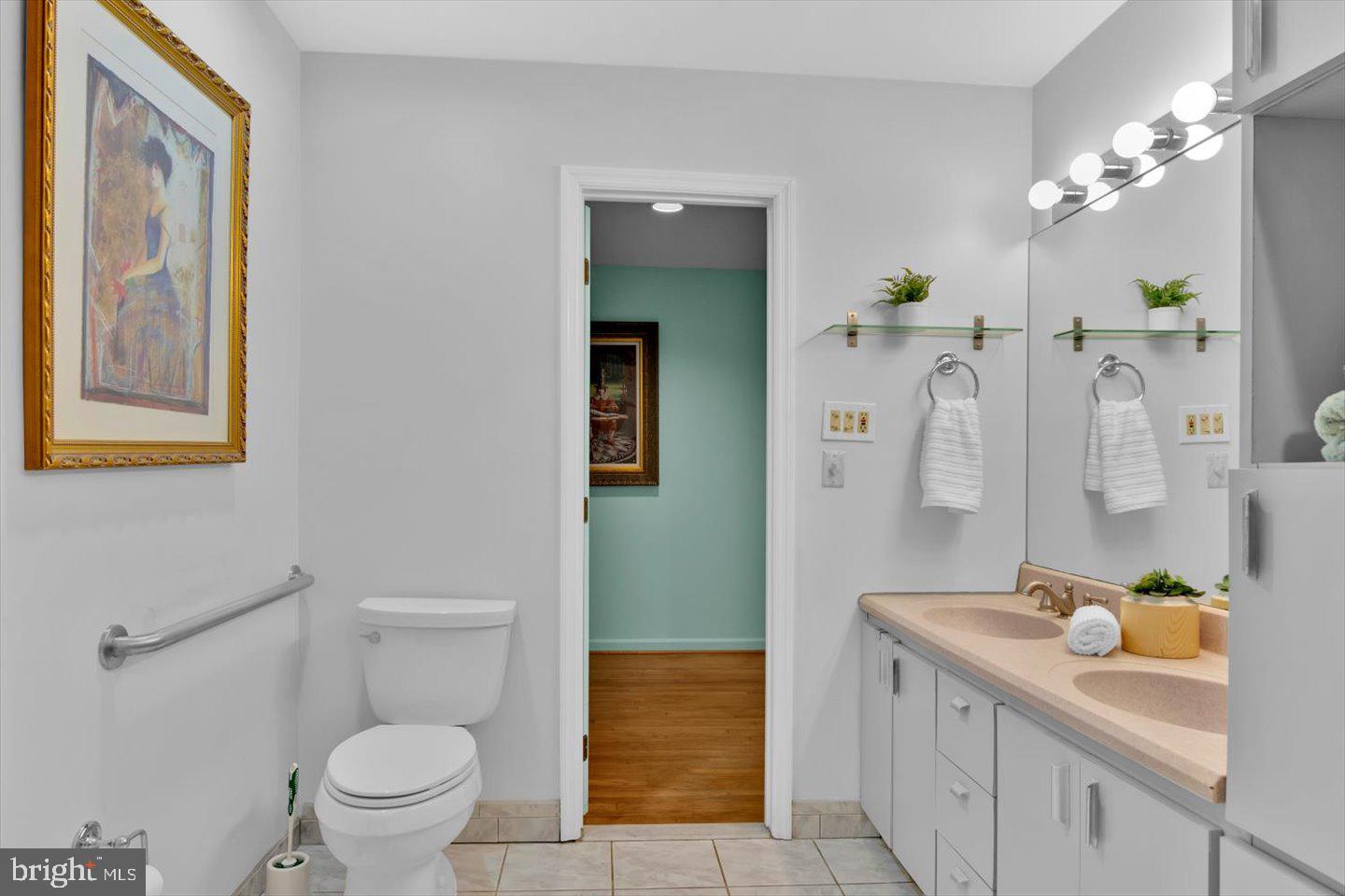 123 Hart Road Cherry Hill, NJ 08034 - Photo 41 of 57 a bathroom with a sink vanity granite and toilet