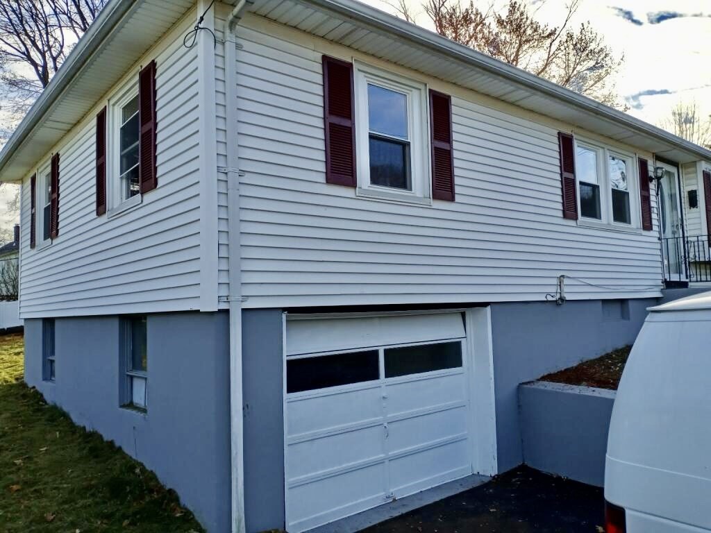 17 Butler Street Worcester, MA 01607 - Photo 2 of 9 Gallery Image 2