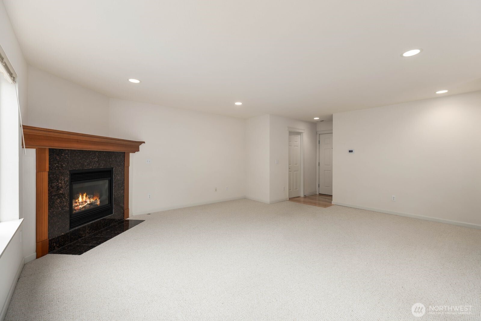 207 Edmonds Place Northeast Renton, WA 98056 - Photo 10 of 40 Gallery Image 10