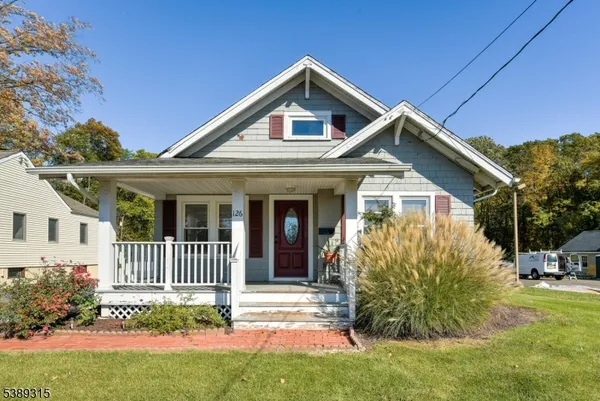 $775,000 | 126 Snyder Avenue, Berkeley Heights, NJ 07922