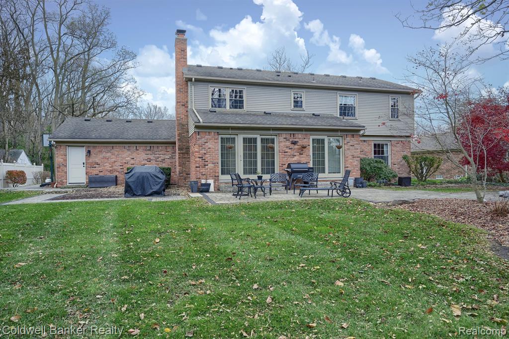 29314 Parkside Farmington Hills, MI 48331 - Photo 36 of 39