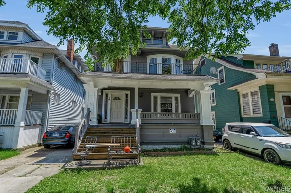 $214,900 | 39 Seminole Parkway, Buffalo, NY 14210