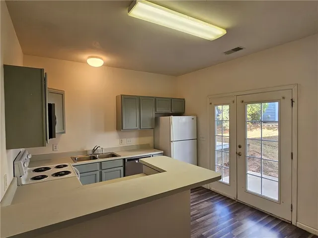 $210,000 | 128 University Village Drive, Unit C, Central, SC 29630