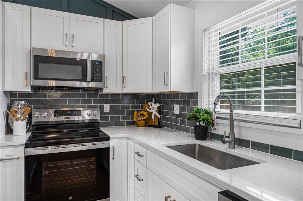 2044 Yucca Drive Decatur, GA 30032 - Photo 17 of 47