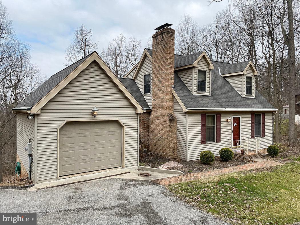 5606 Fish And Game Road Dover, PA 17315 - Photo 2 of 35