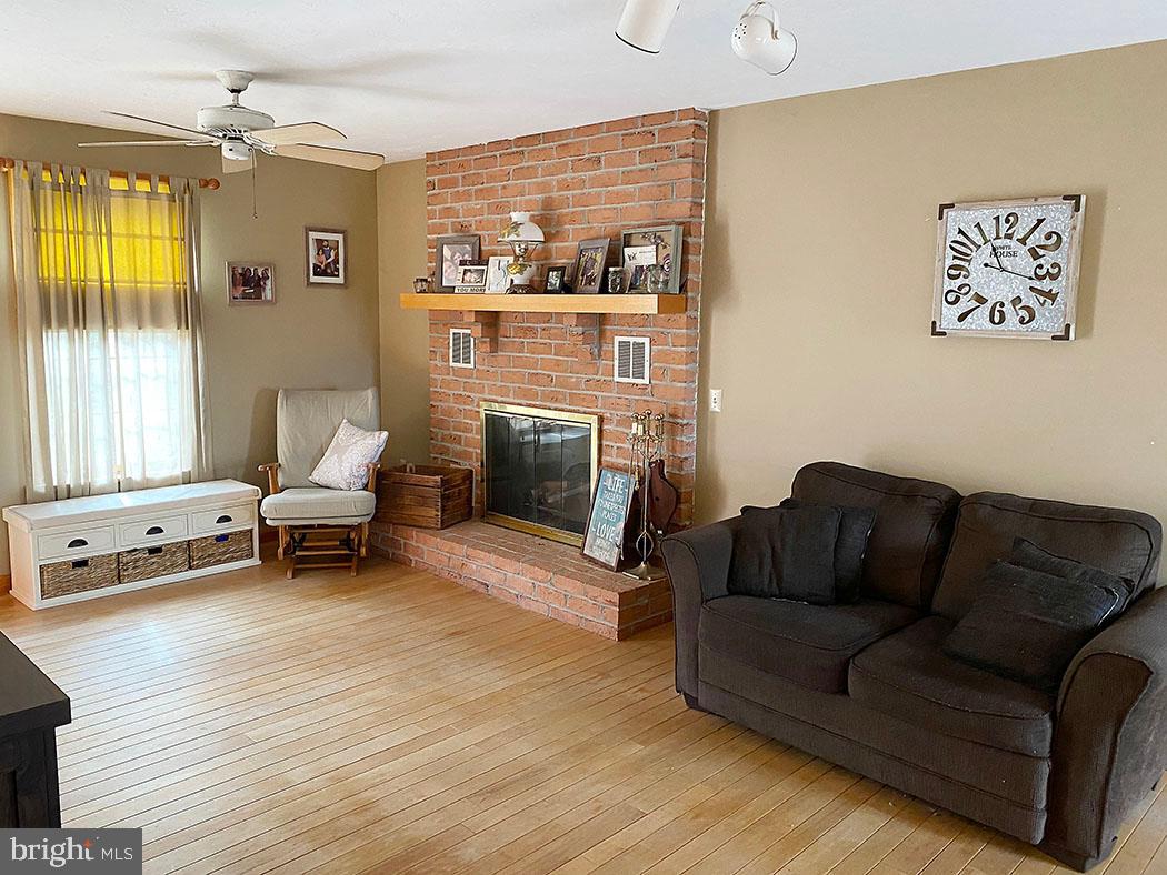 5606 Fish And Game Road Dover, PA 17315 - Photo 4 of 35