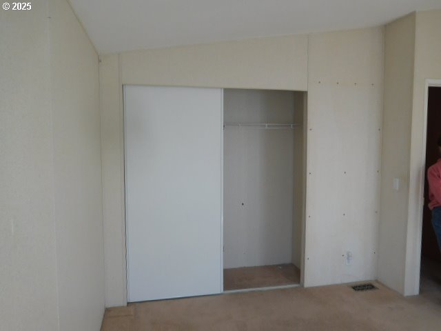 724 North 4th Street Athena, OR 97813 - Photo 13 of 17 a view of an empty room