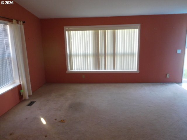 724 North 4th Street Athena, OR 97813 - Photo 6 of 17 a view of an empty room with a window