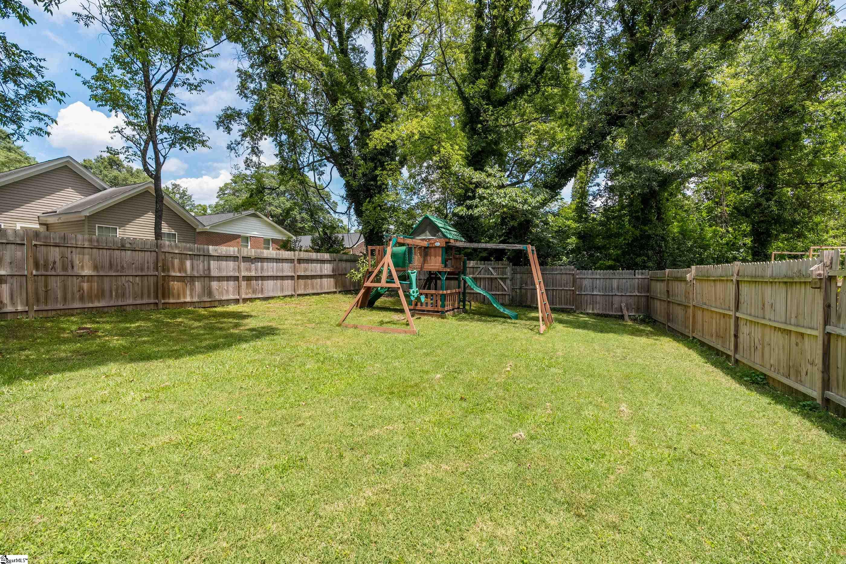 608 Hampton Avenue Greenville, SC 29601 - Photo 24 of 30