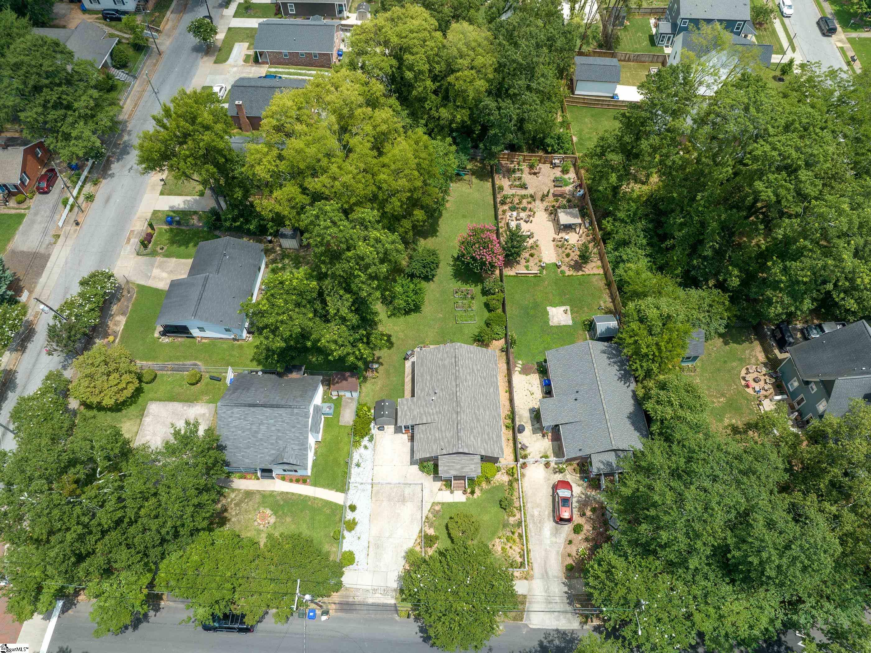 608 Hampton Avenue Greenville, SC 29601 - Photo 28 of 30