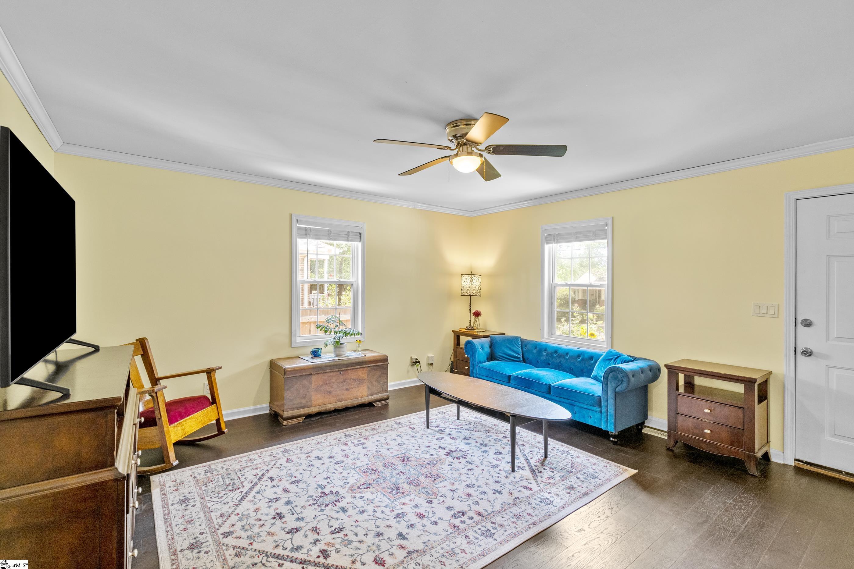 608 Hampton Avenue Greenville, SC 29601 - Photo 6 of 30
