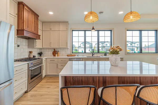 $620,000 | 8820 Northern Lgts Avenue, Horace, ND 58047