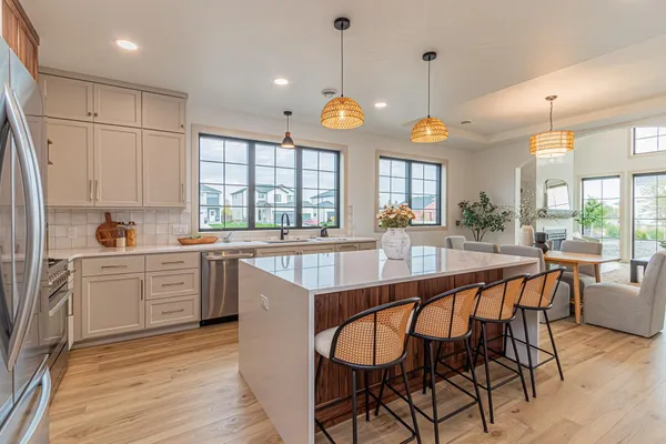 $620,000 | 8820 Northern Lgts Avenue, Horace, ND 58047