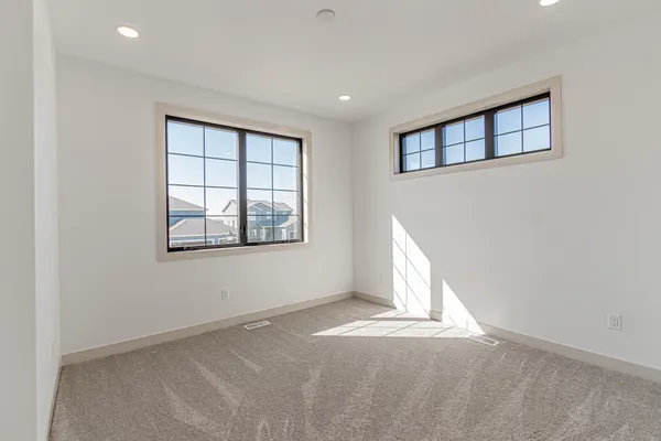 $620,000 | 8820 Northern Lgts Avenue, Horace, ND 58047