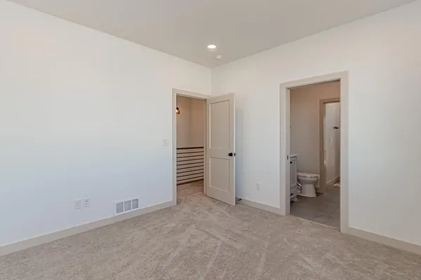 $620,000 | 8820 Northern Lgts Avenue, Horace, ND 58047