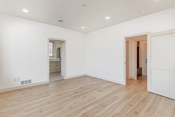 $620,000 | 8820 Northern Lgts Avenue, Horace, ND 58047