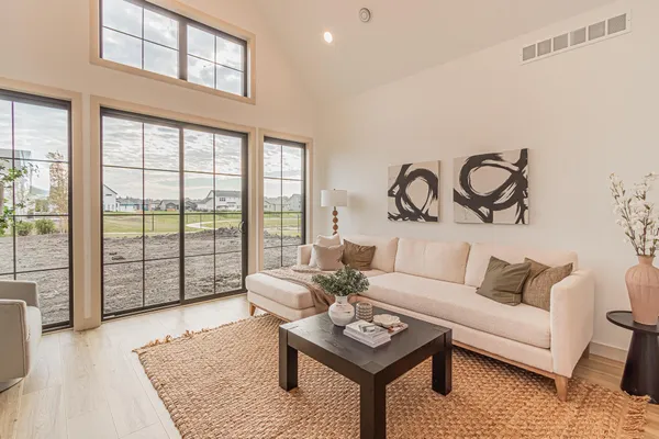 $620,000 | 8820 Northern Lgts Avenue, Horace, ND 58047