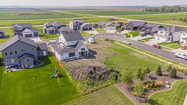 $620,000 | 8820 Northern Lgts Avenue, Horace, ND 58047