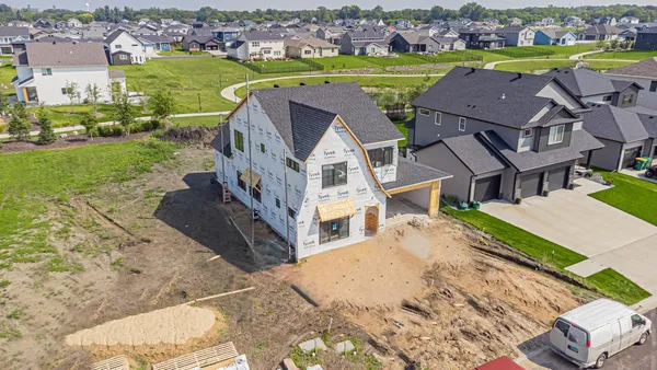 $620,000 | 8820 Northern Lgts Avenue, Horace, ND 58047