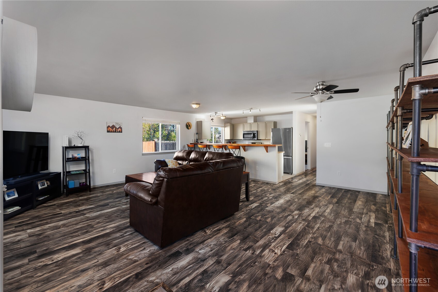 322 East Springfield Loop Shelton, WA 98584 - Photo 4 of 28 Gallery Image 4