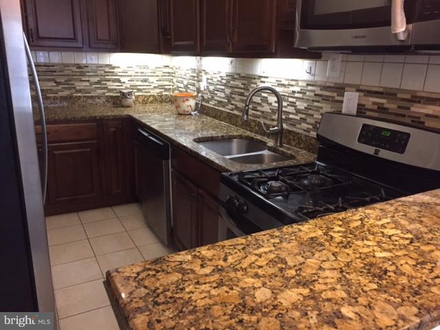 1901 Ray Leonard Road Landover, MD 20785 - Photo 5 of 15 Interior (General)