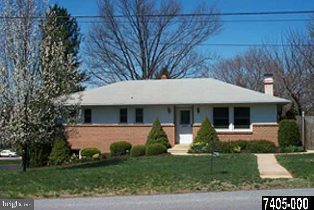 2299 Sycamore Road York, PA 17408 - Photo 1 of 9