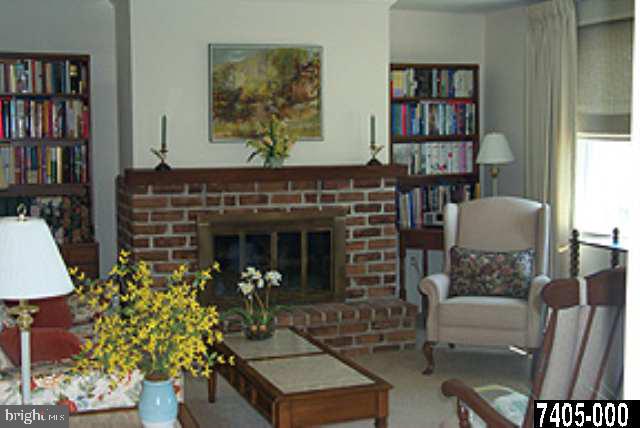 2299 Sycamore Road York, PA 17408 - Photo 2 of 9