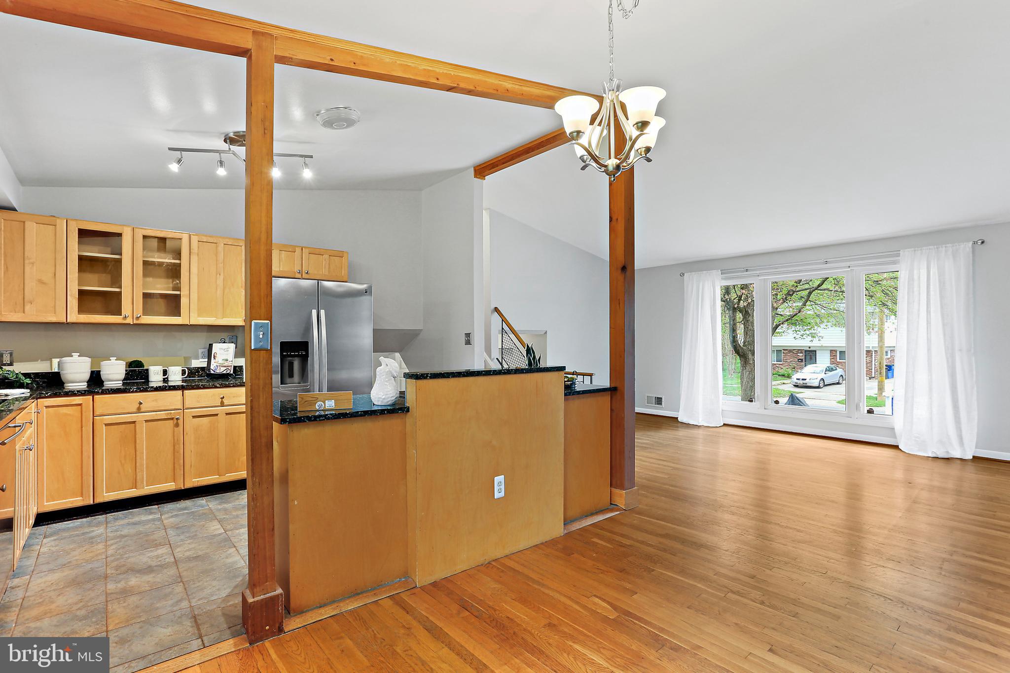 403 Eisner Street Silver Spring, MD 20901 - Photo 12 of 36 Dining Room/Kitchen