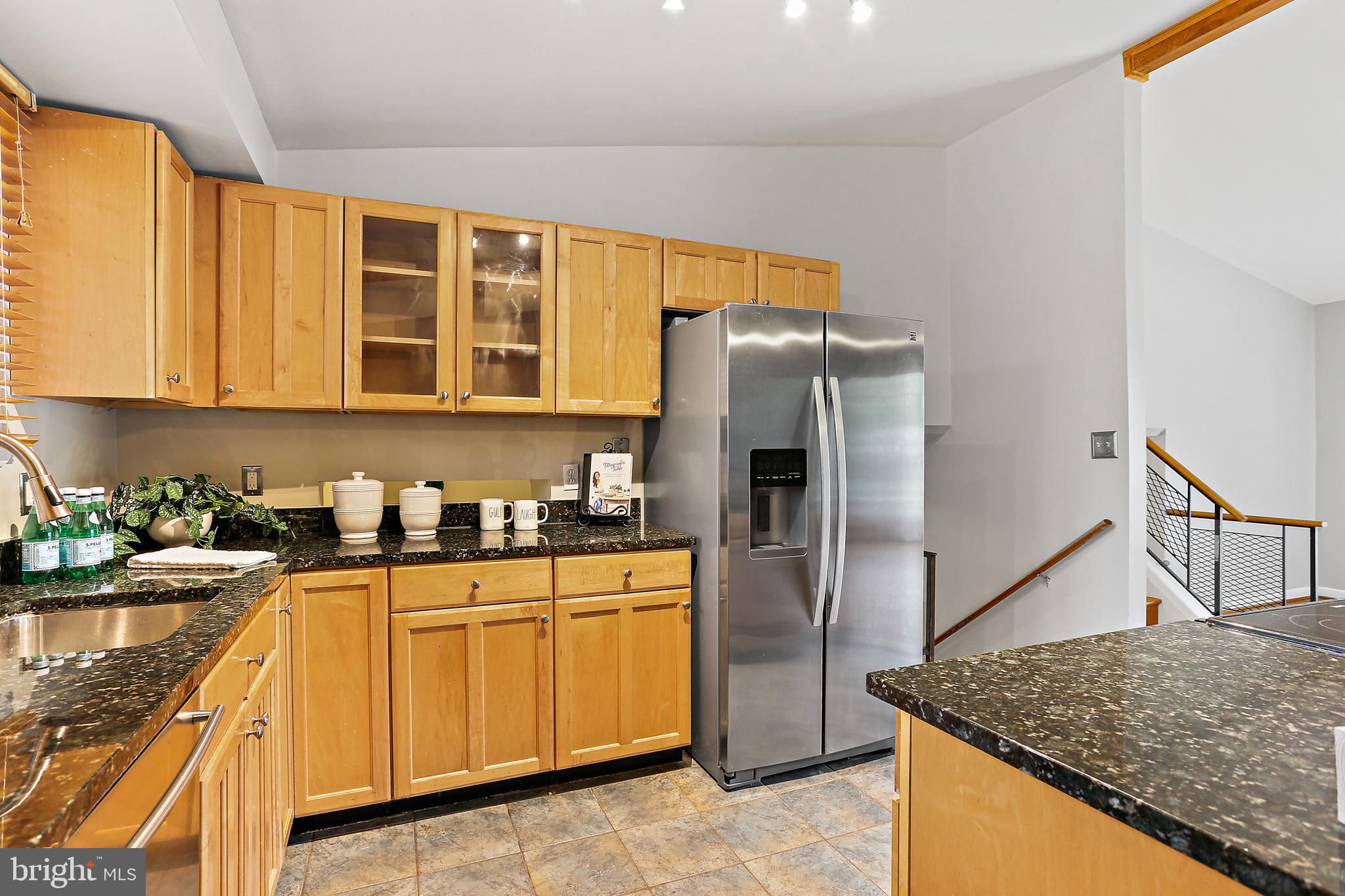 403 Eisner Street Silver Spring, MD 20901 - Photo 9 of 36 Kitchen