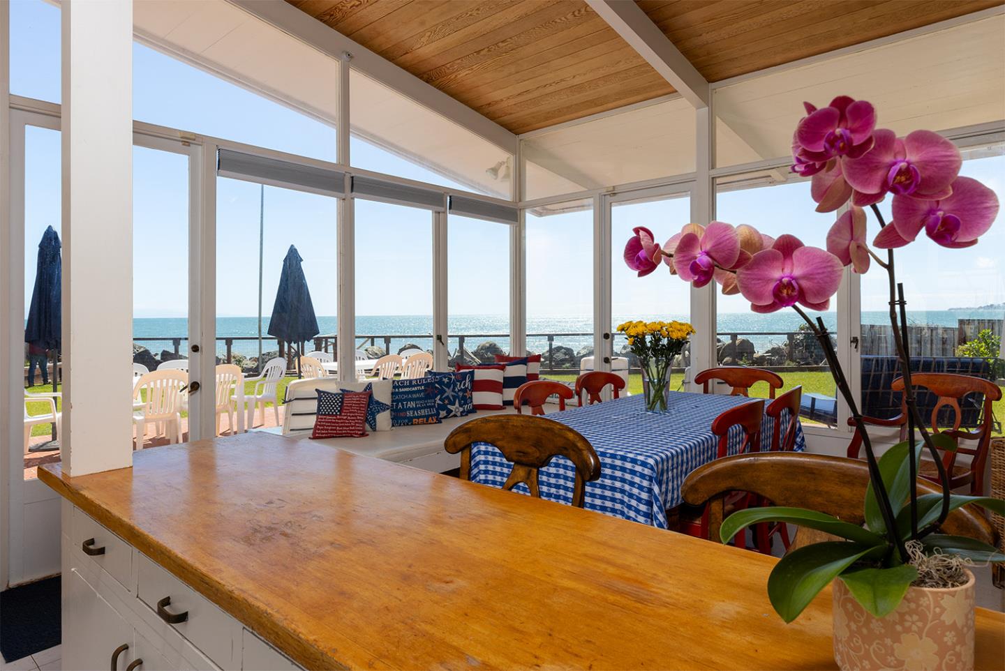 739 Las Olas Drive Aptos, CA 95003 - Photo 14 of 31 a view of a workspace