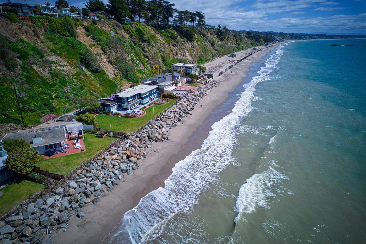 739 Las Olas Drive Aptos, CA 95003 - Photo 3 of 31 a view of a garden with an outdoor space