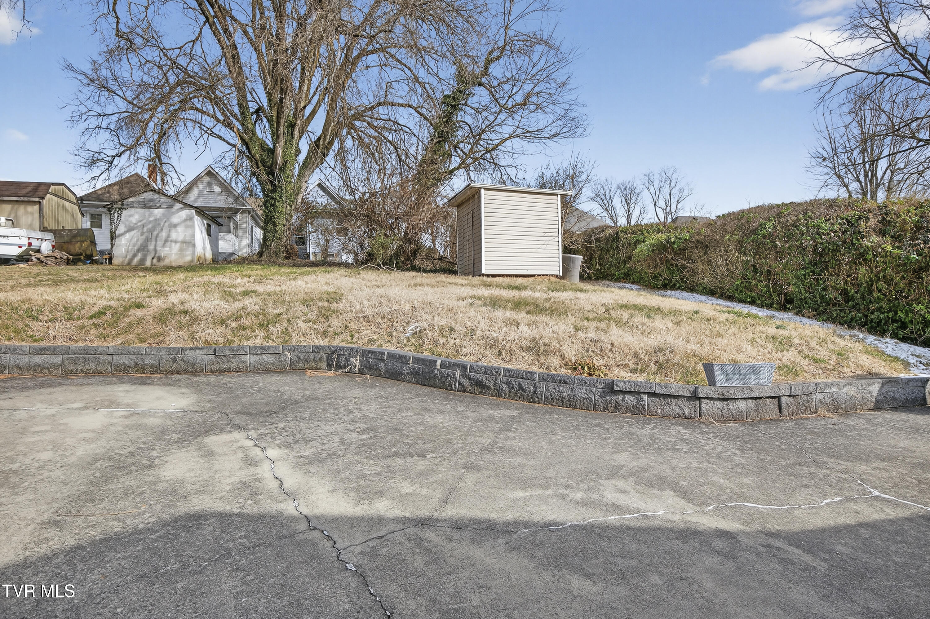 1319 5th Street Bristol, TN 37620 - Photo 4 of 23 1319-5th-St-Bristol-TN Matt-Smith-Realty