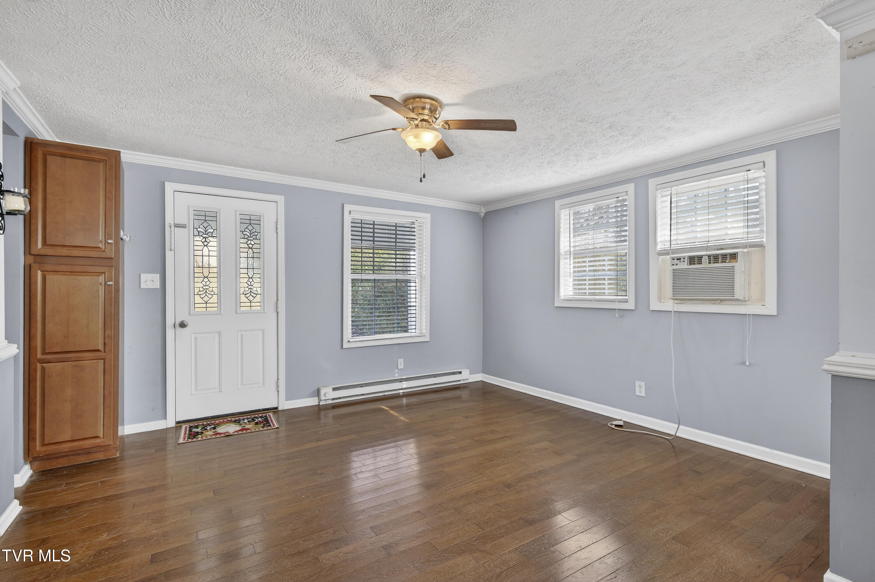 1319 5th Street Bristol, TN 37620 - Photo 8 of 23 1319-5th-St-Bristol-TN Matt-Smith-Realty