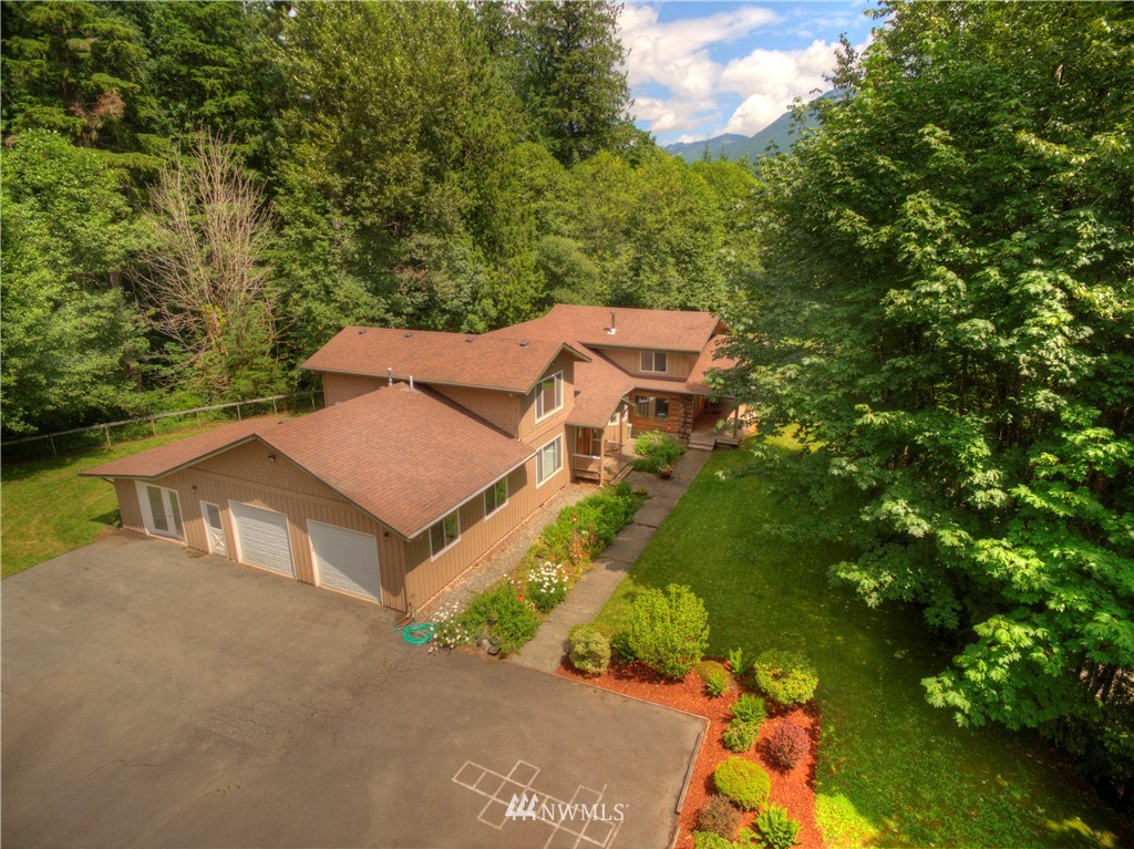 46030 Southeast Edgewick Road North Bend, WA 98045 - Photo 1 of 30