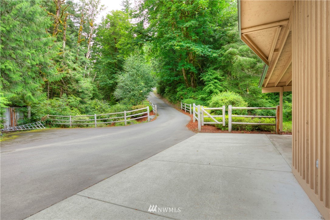 46030 Southeast Edgewick Road North Bend, WA 98045 - Photo 23 of 30